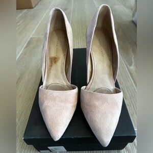 Women’s Pumps/Heels